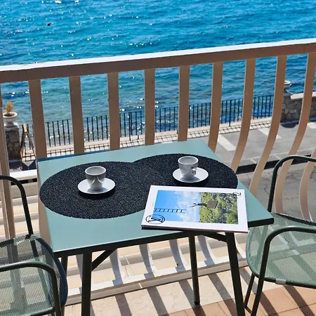 Super Panorama & Astonishing Seaview Апартаменты Джардини-Наксос