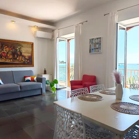 Super Panorama & Astonishing Seaview * ジャルディーニ・ナクソス